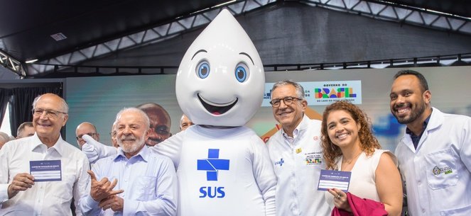 Image do post Produção nacional de insumos farmacêuticos avança no Brasil e fortalece acesso a medicamentos