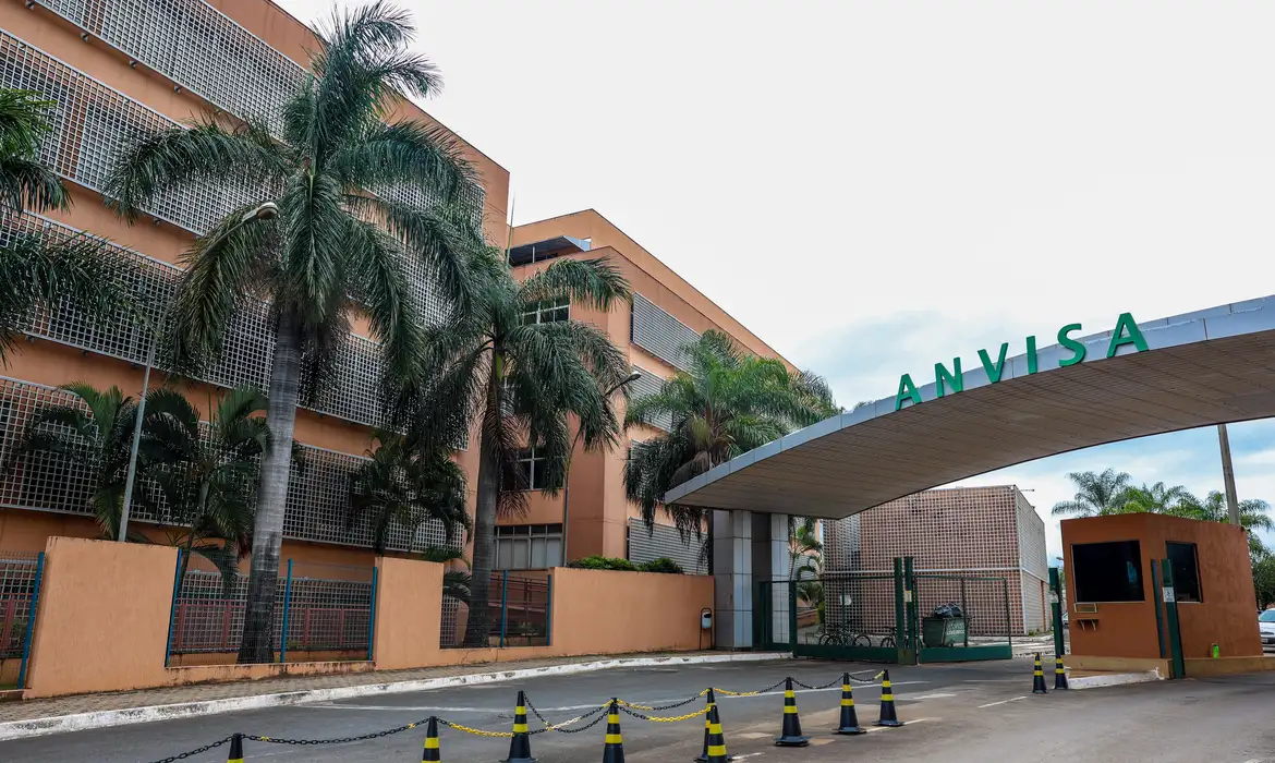 Image do post Anvisa autoriza nova terapia oral para pacientes com câncer de mama avançado no Brasil