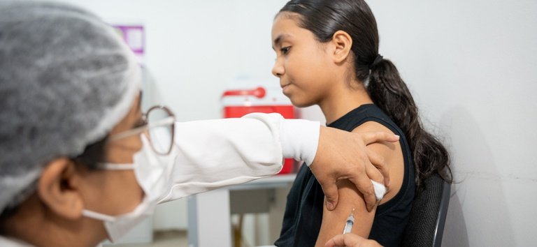 Image do post Brasil amplia vacinação contra o HPV para adolescentes e jovens de 15 a 19 anos até dezembro